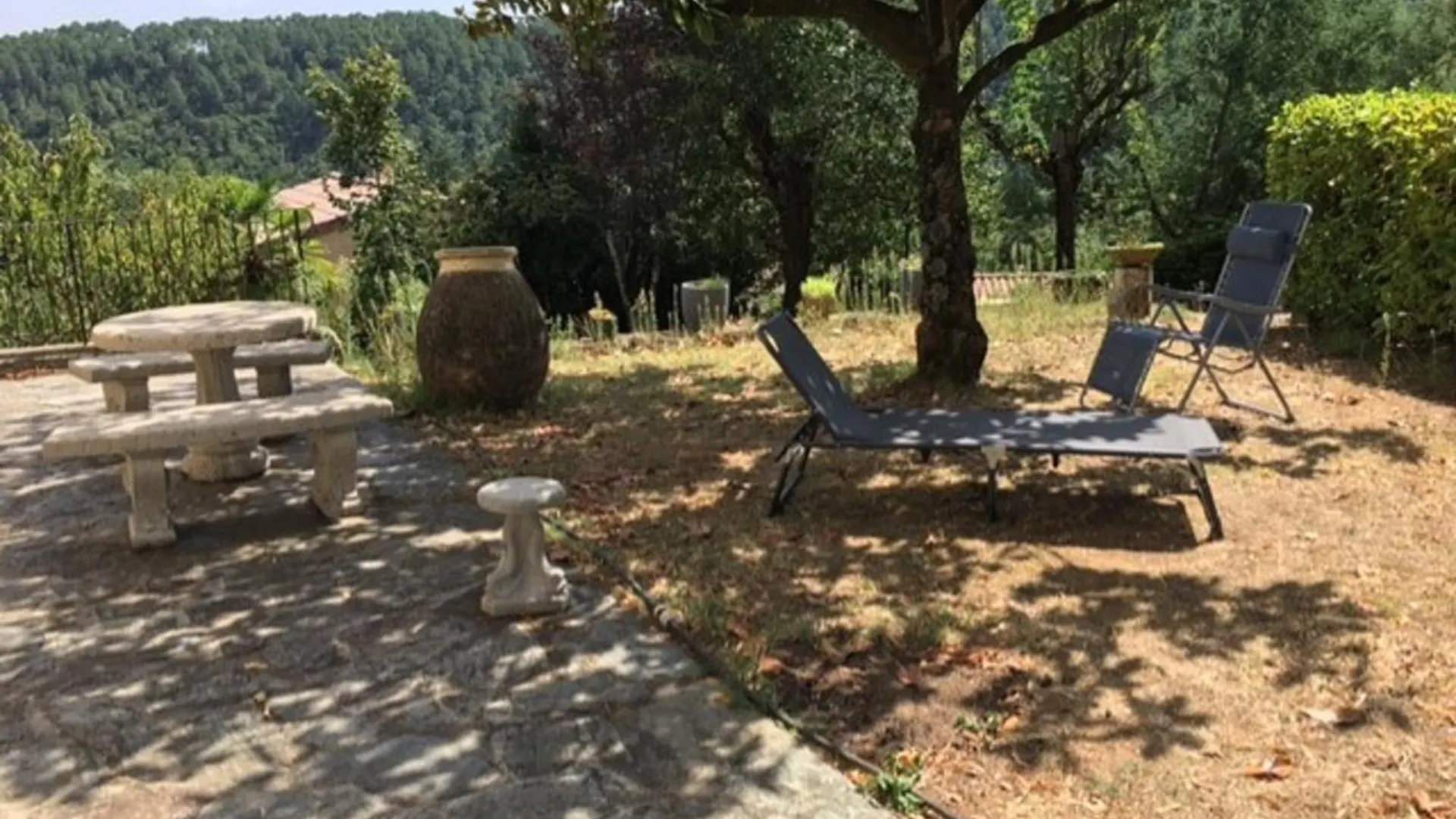 La Terrasse Des Cevennes Bed & Breakfast Ribes